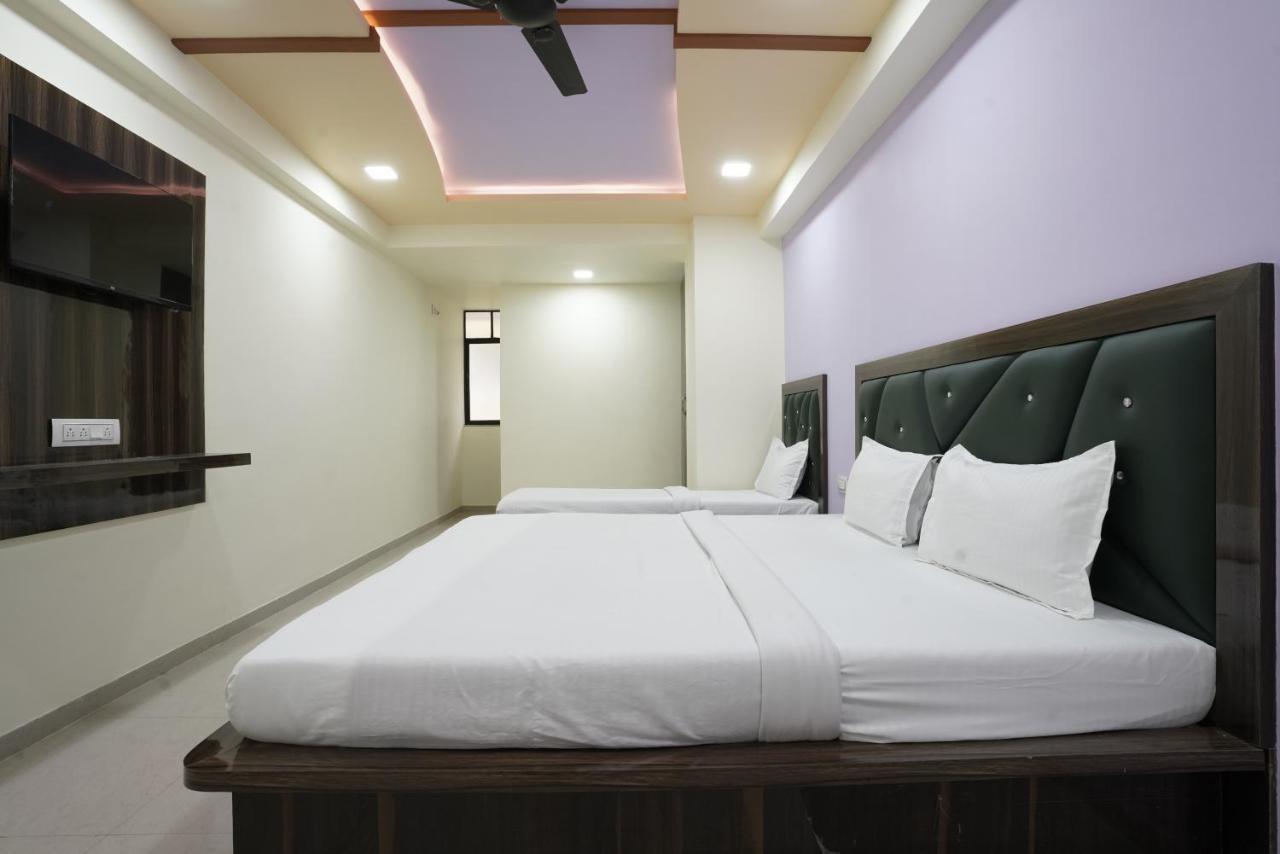 Hotel Ggc Inn อาเมดาบัด ภายนอก รูปภาพ