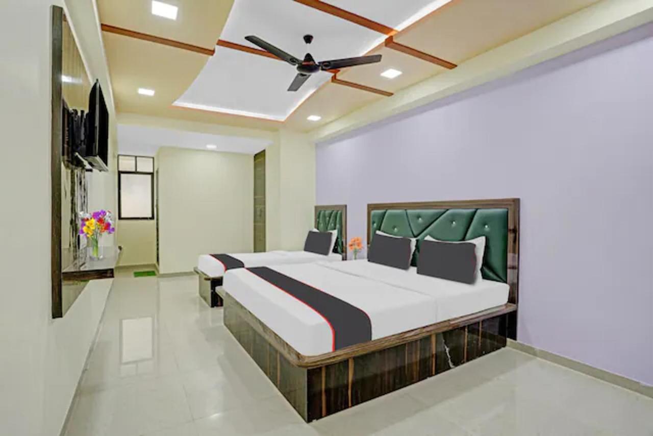 Hotel Ggc Inn อาเมดาบัด ภายนอก รูปภาพ